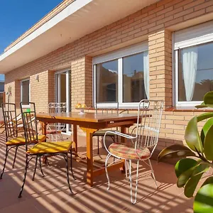 https://acogedor-refugio-de-playa-en-la-costa-dorada.catalonia-hotels.com