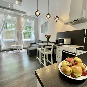 https://art-apartment-szeged.szeged-hotels.com