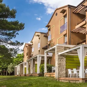 https://sol-stella-apartments.in-istria.net