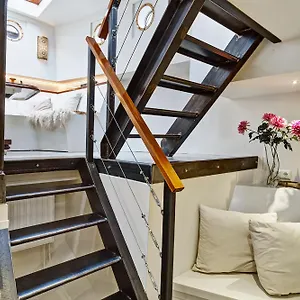 A304 Romantic Seaship In Top Center Amsterdam