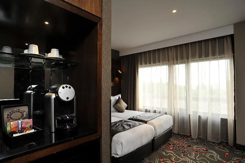 Xo Hotels Park West Amsterdam 4*,