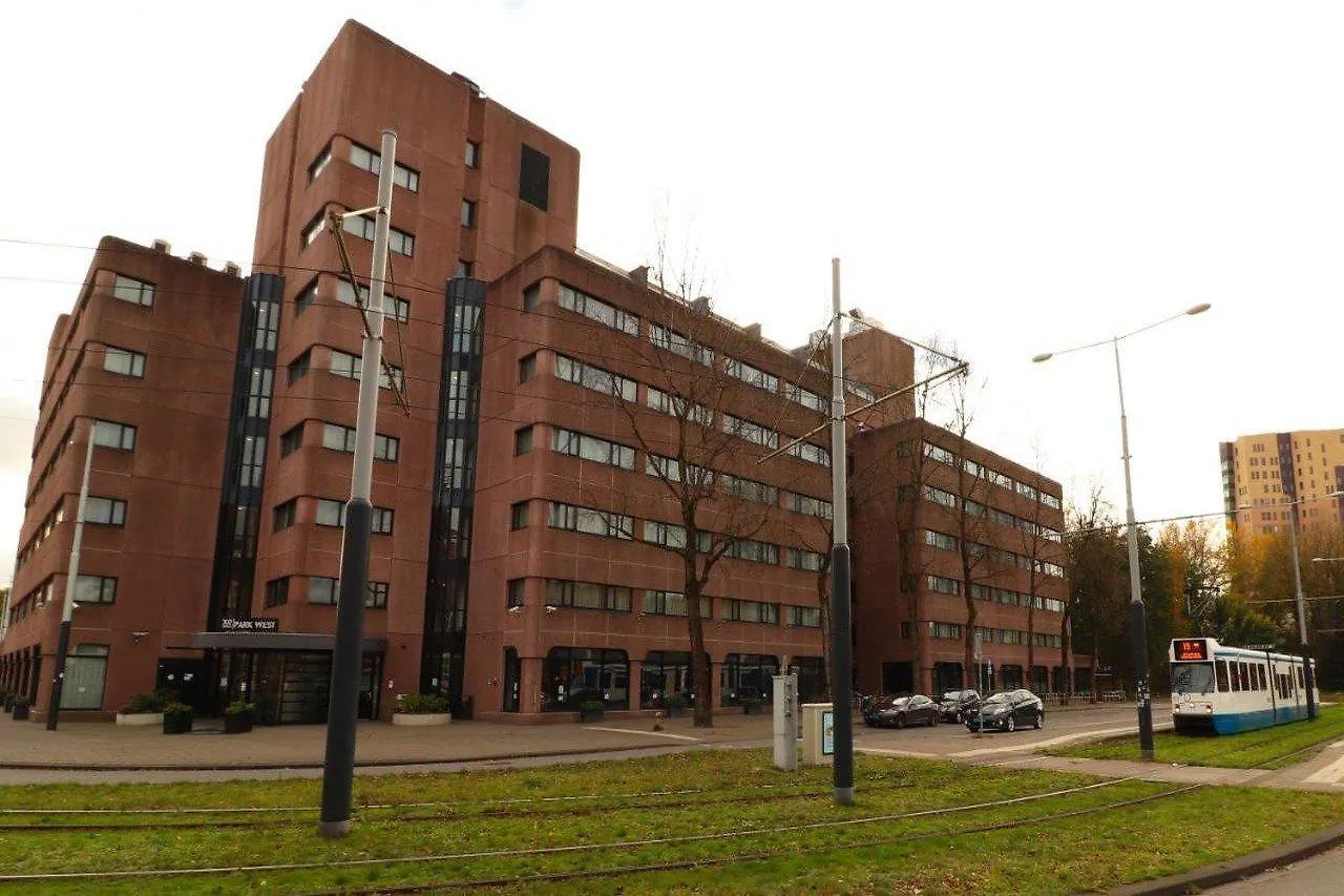 Xo Hotels Park West Amsterdam 4*,